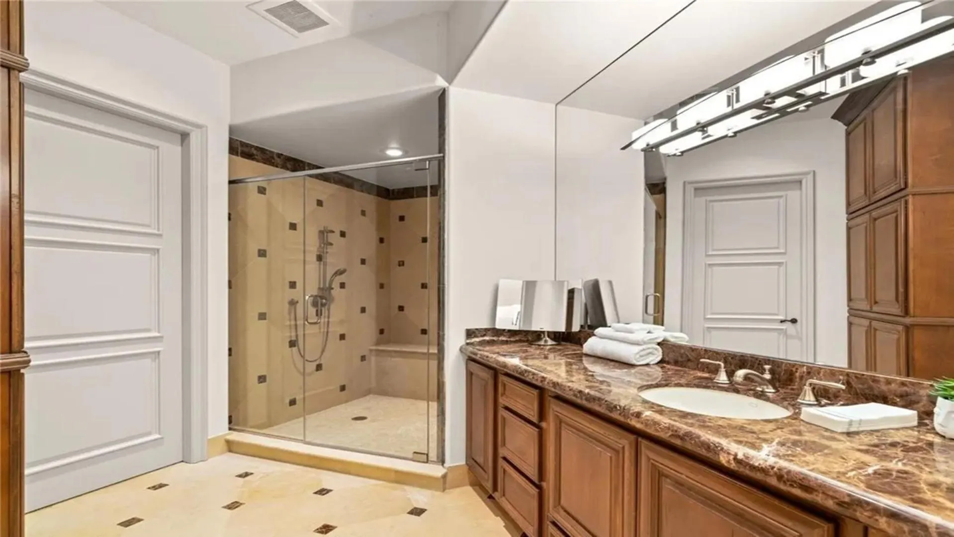 Three Bedroom Top Luxury Apartment With Private Express Elevator لاس فيغاس 0*,